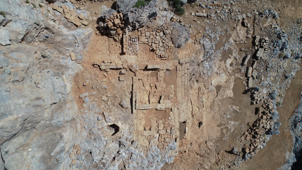Τα ευρήματα της ανασκαφής στην Ακρόπολη της Φαλάσαρνας (εικόνες)-5